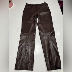 FRAME LE SYLVIE SLENDER STRAIGHT LEATHER PANTS. SIZE 30. 🤎